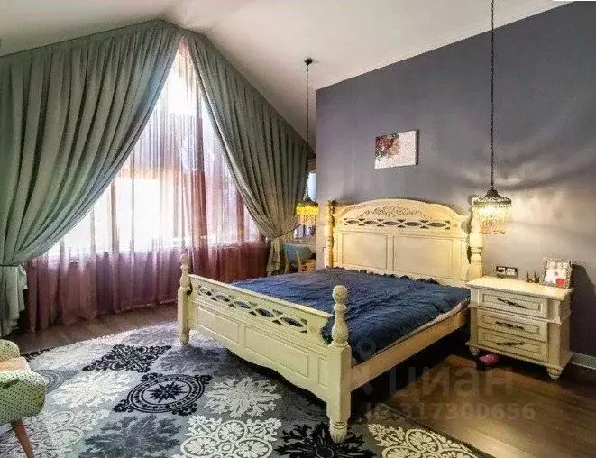4-к кв. Севастополь ул. Новороссийская, 50 (140.0 м) - Фото 1