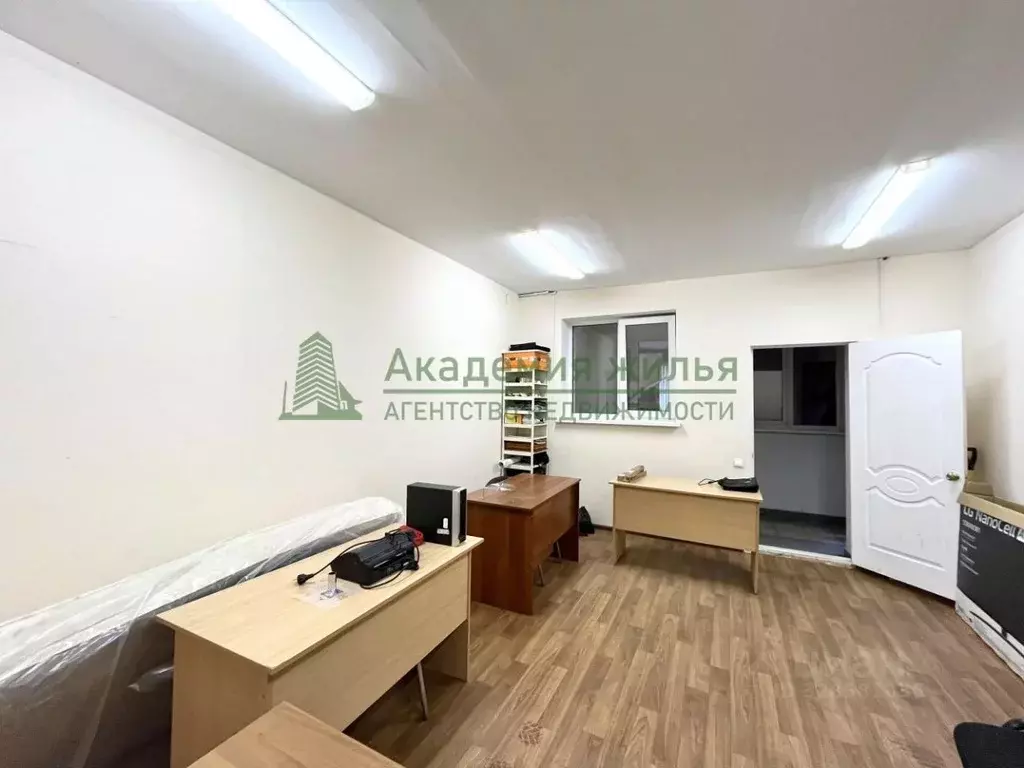 Офис в Саратовская область, Энгельс просп. Строителей, 30А (40 м) - Фото 2