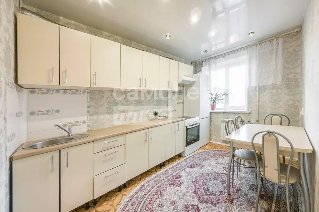 2-к кв. Свердловская область, Екатеринбург ул. Ватутина, 15 (55.6 м) - Фото 1