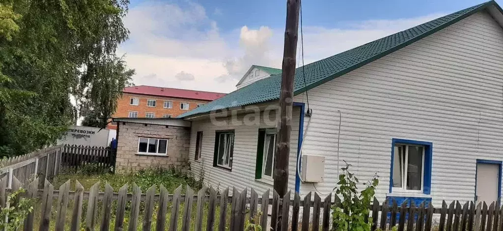 Дом в Омская область, Тевриз рп ул. Чехова (162 м) - Фото 1