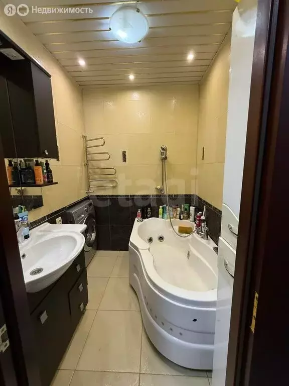 3-комнатная квартира: Арсеньев, Садовая улица, 16 (66 м) - Фото 1