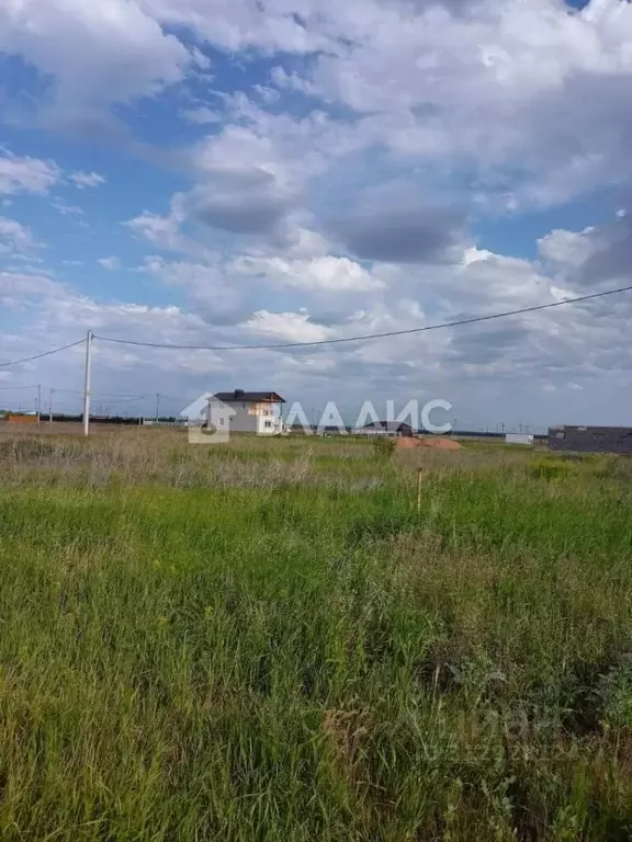 Участок в Саратовская область, Балаковский район, с. Натальино ул. ... - Фото 1