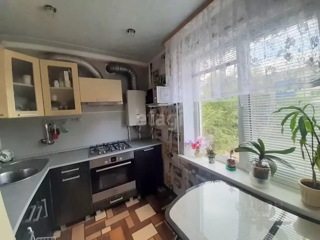 3-к кв. Башкортостан, Стерлитамак Вокзальная ул., 25 (58.9 м) - Фото 1