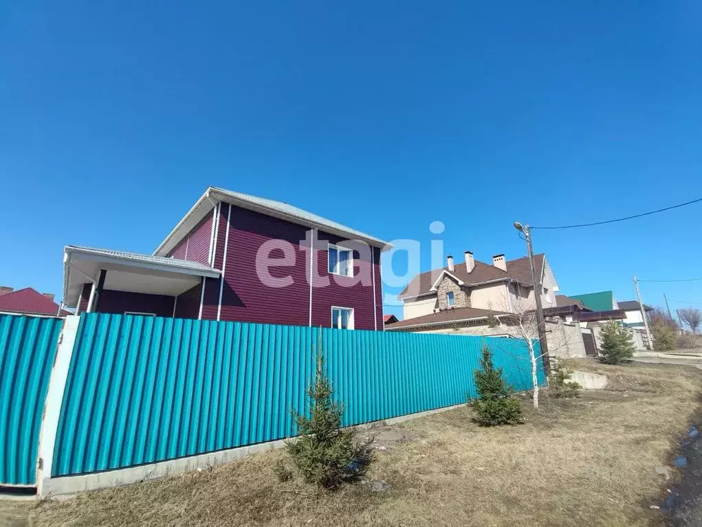 Дом в Красноярский край, Красноярск Анабарская ул., 3 (208 м) - Фото 1