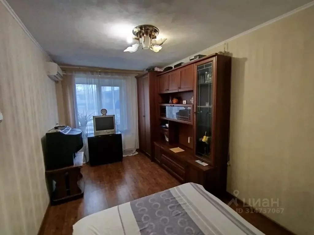 Комната Ростовская область, Таганрог ул. Толбухина, 1-2 (16.0 м) - Фото 0