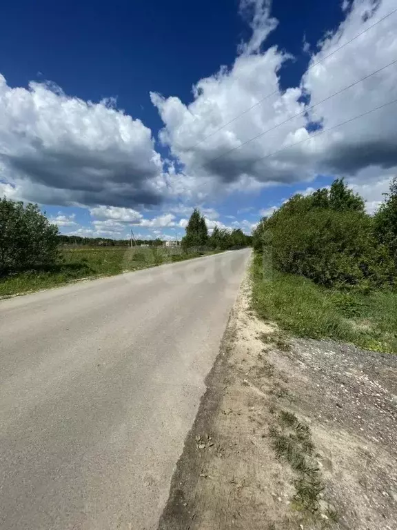 Участок в Калужская область, Калуга городской округ, д. Груздово 61 ... - Фото 0