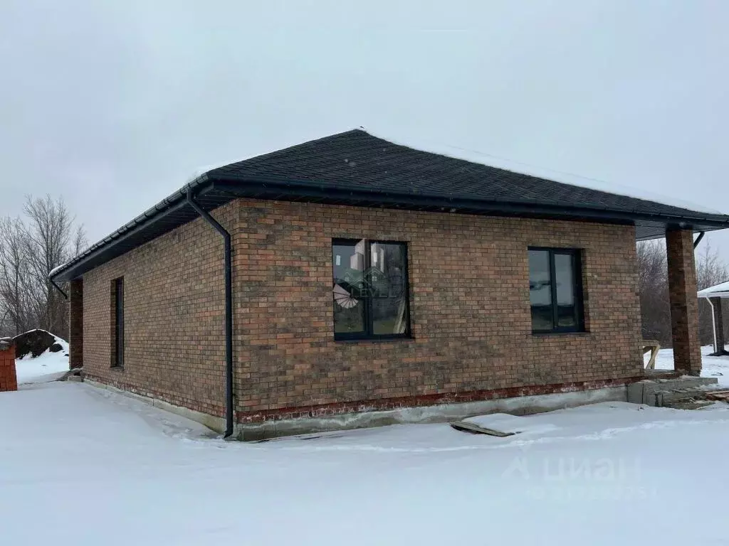 Дом в Саратовская область, Саратов Зерновая ул. (120 м) - Фото 1