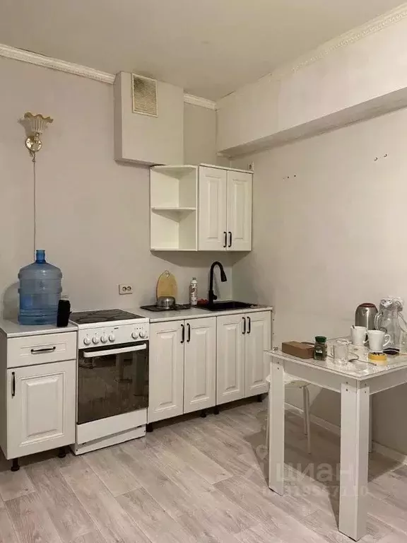 1-к кв. Саха (Якутия), Якутск ул. Кузьмина, 18А (32.0 м) - Фото 1