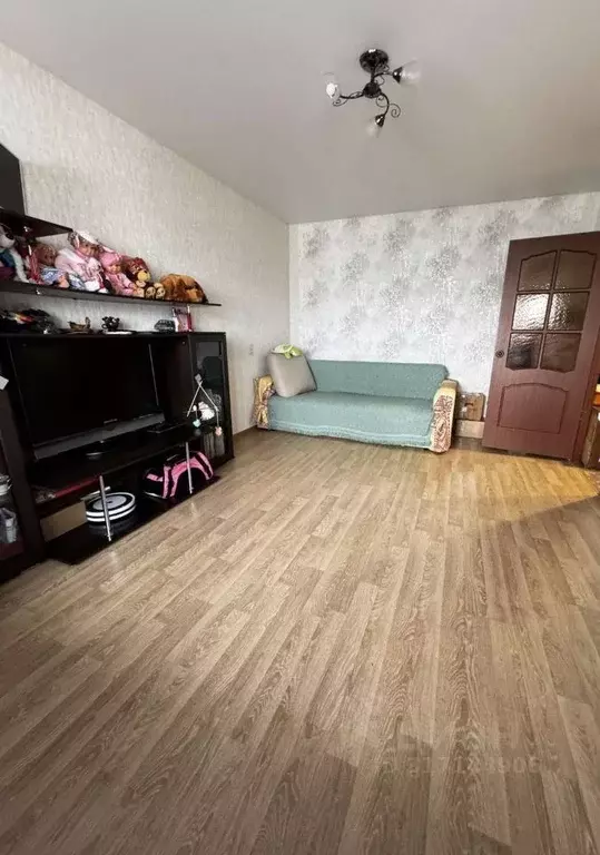3-к кв. Самарская область, Тольятти ул. Куйбышева, 38 (64.0 м) - Фото 1
