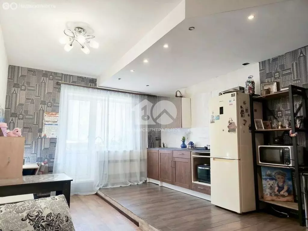 2-комнатная квартира: Октябрьский, улица Согласия, 2 (64.8 м) - Фото 1