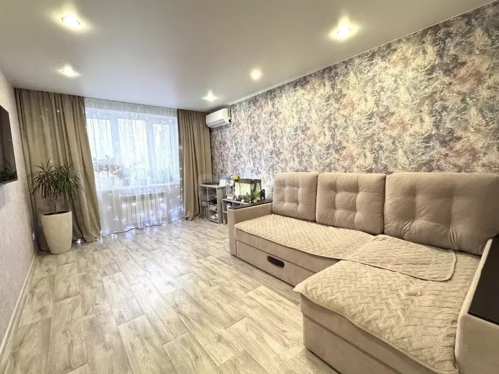 3-к кв. Саратовская область, Саратов Миллеровская ул., 15 (65.0 м) - Фото 2