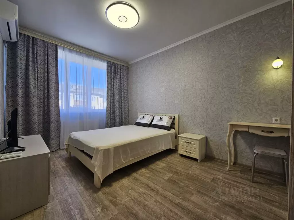 1-к кв. Крым, Симферополь ул. Железнодорожная, 1Е (35.1 м) - Фото 2