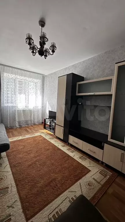 1-к. квартира, 42 м, 2/9 эт. - Фото 1
