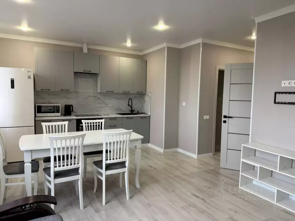 3-к кв. Астраханская область, Астрахань ул. Трофимова, 7А (75.0 м) - Фото 2