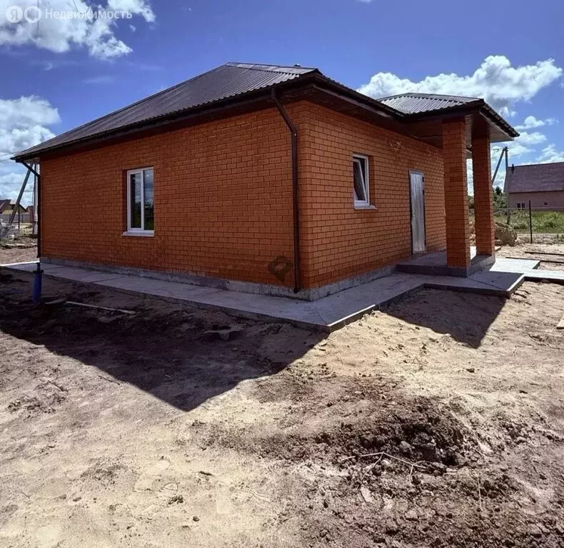 Дом в село Мальково, улица Дружбы (85 м) - Фото 1