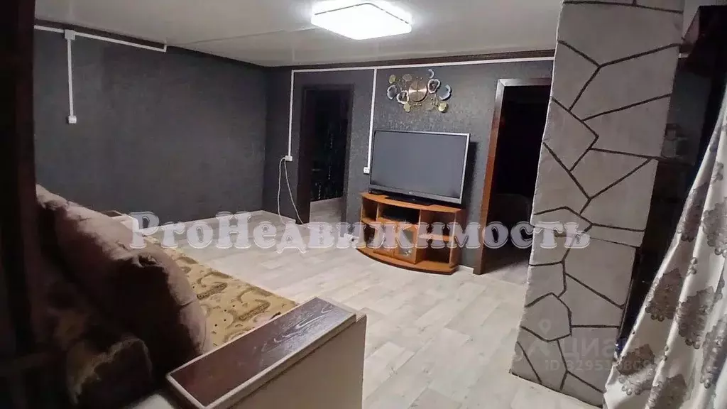 Дом в Тыва, Кызыл Весенняя ул. (90 м) - Фото 1
