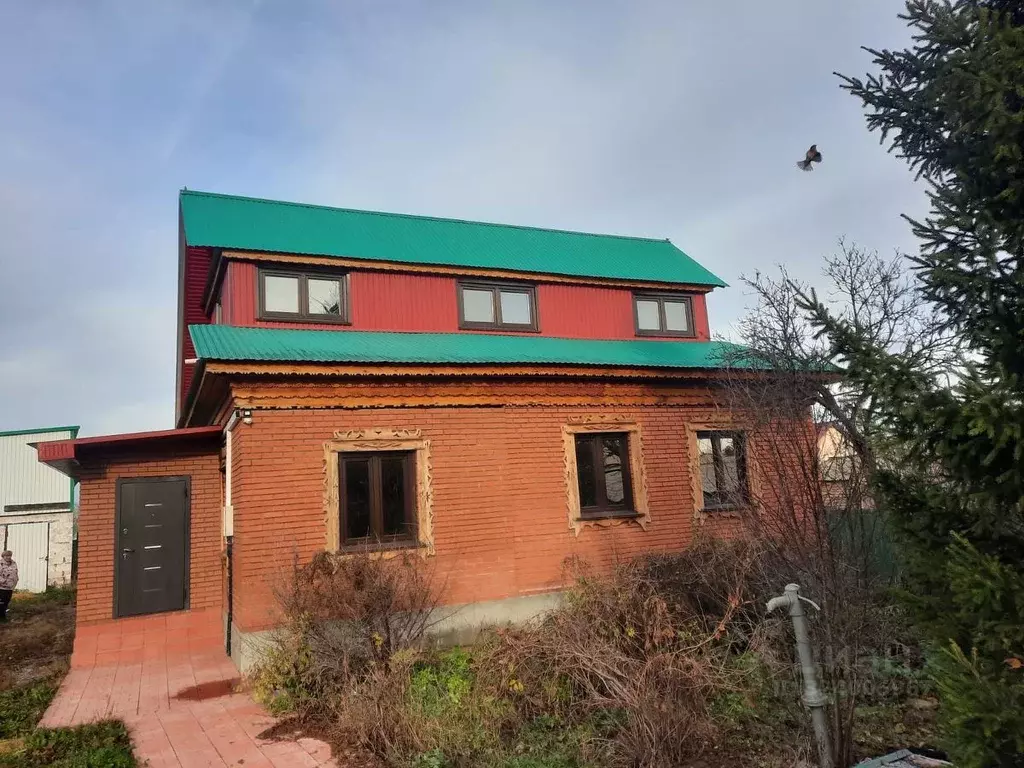 Дом в Башкортостан, Чишминский район, Арслановский сельсовет, с. ... - Фото 1