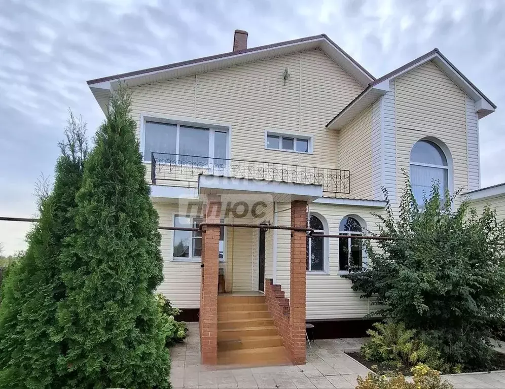 Дом в Самарская область, Кинель-Черкассы с/пос, с. Алтухово ул. ... - Фото 1