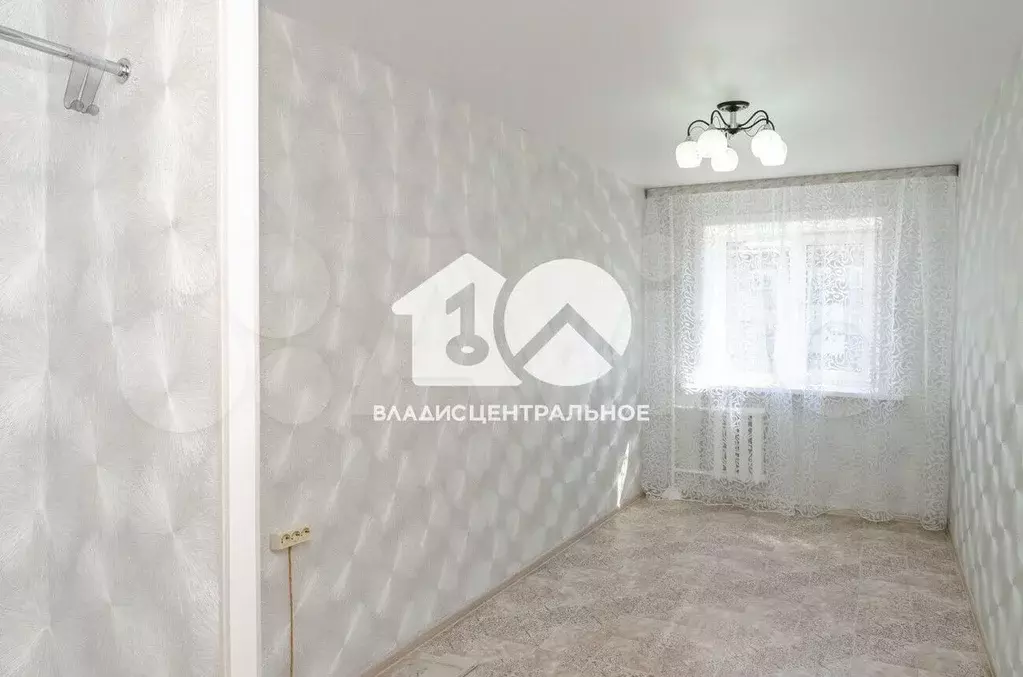 Комната 25,5 м в 3-к., 4/5 эт. - Фото 0