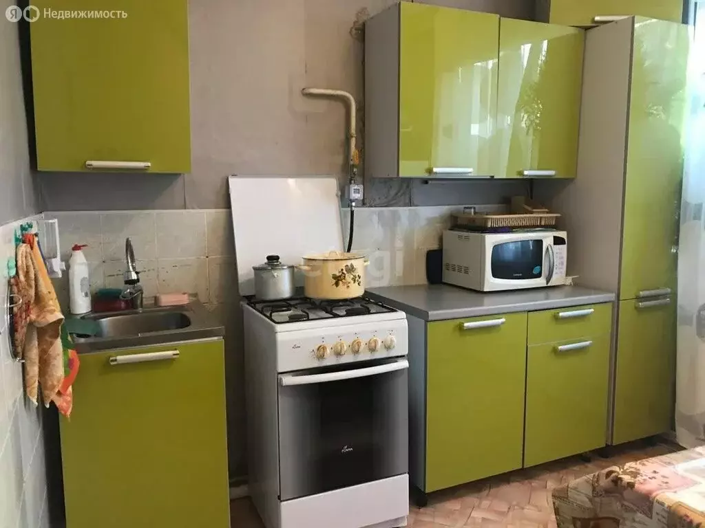 2-комнатная квартира: Якутск, Заводская улица, 22 (56.5 м) - Фото 0