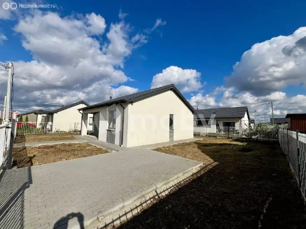 Дом в Калининградская область, Гурьевский муниципальный округ, посёлок ... - Фото 1