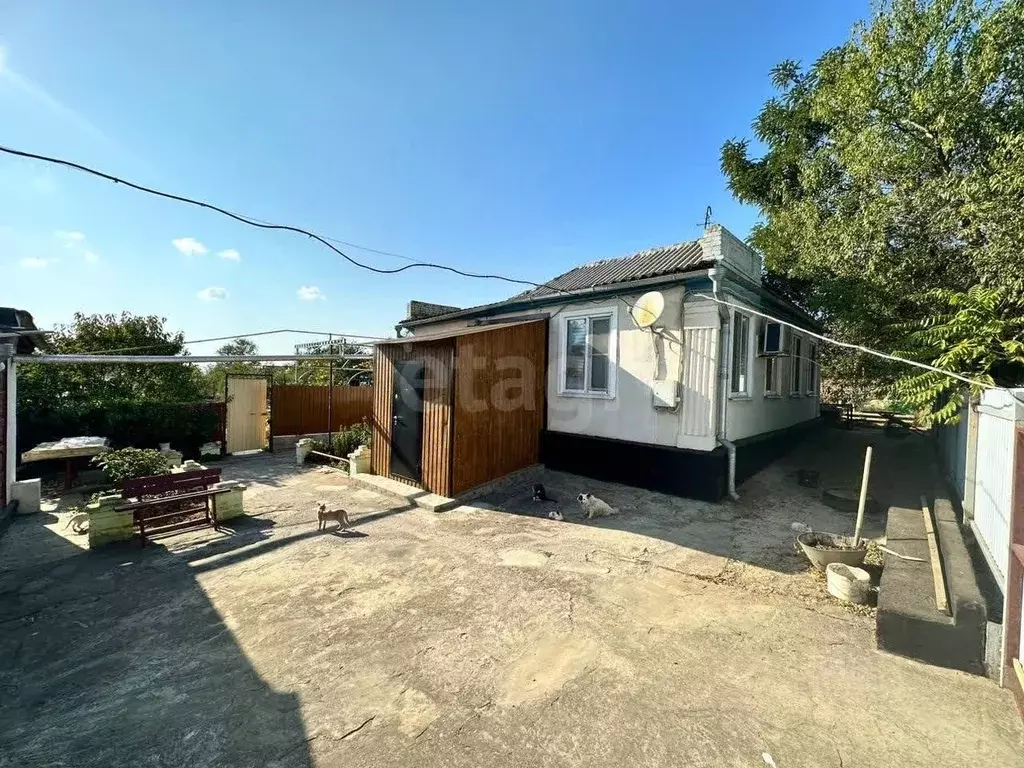 Дом в Краснодарский край, Темрюкский район, пос. Сенной ... - Фото 1