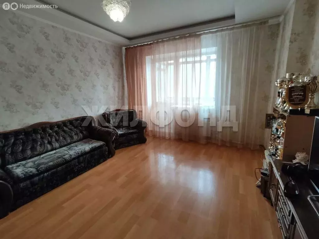 3-комнатная квартира: Новосибирск, Октябрьская улица, 79 (73.2 м) - Фото 0