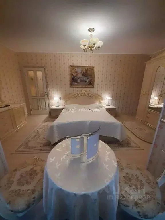 2-к кв. Крым, Симферополь ул. Эскадронная, 3 (40.0 м) - Фото 0