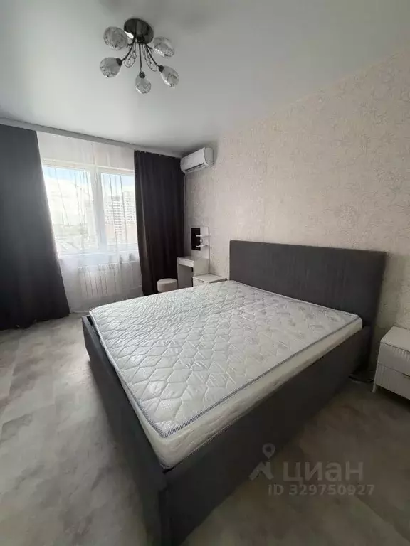 1-к кв. Оренбургская область, Оренбург ул. Фронтовиков, 6 (39.0 м) - Фото 1