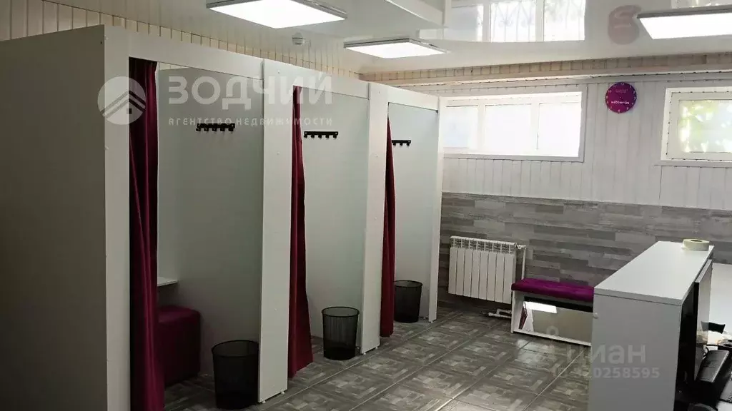 Помещение свободного назначения в Чувашия, Чебоксары просп. Максима ... - Фото 2