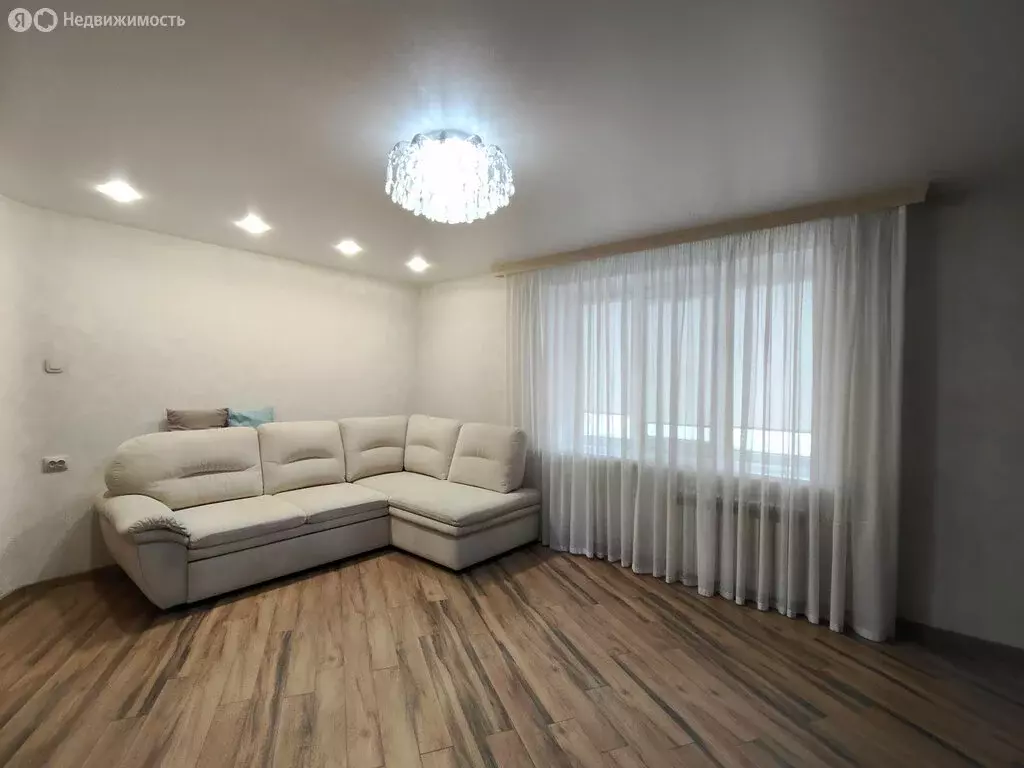 2-комнатная квартира: Йошкар-Ола, улица Анникова, 10 (64 м) - Фото 1