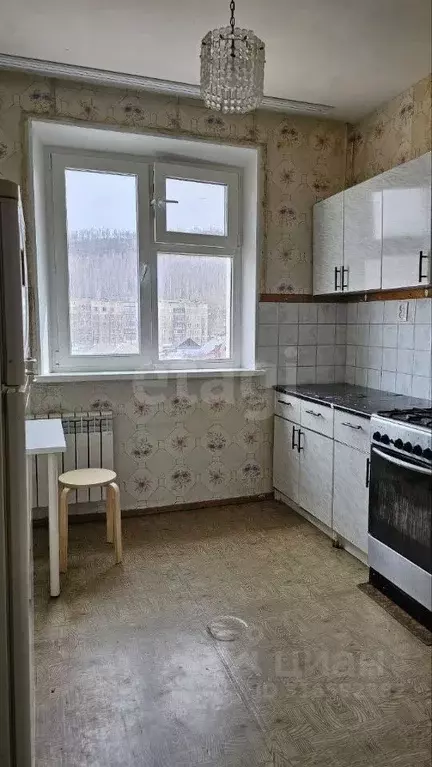 3-к кв. Челябинская область, Миасс Керченская ул., 7 (66.1 м) - Фото 0