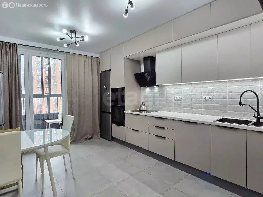 3-комнатная квартира: Москва, Ленинградское шоссе, 228к4 (82.3 м) - Фото 0