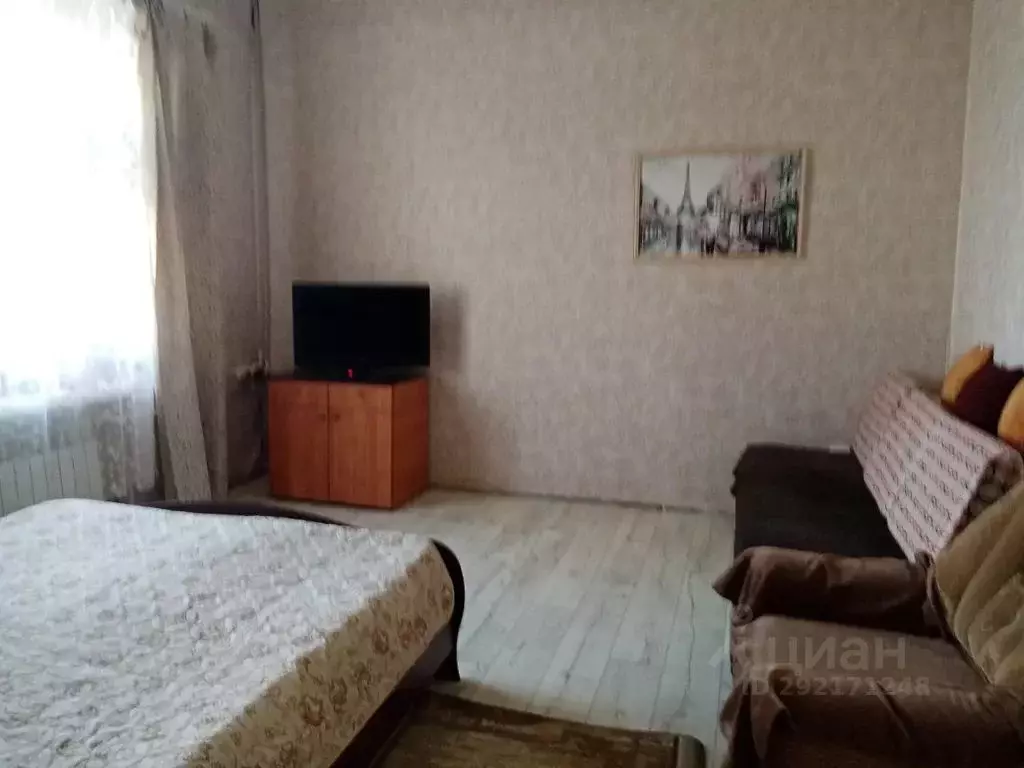 2-к кв. Саратовская область, Балашов ул. Ленина, 4 (42.0 м) - Фото 0