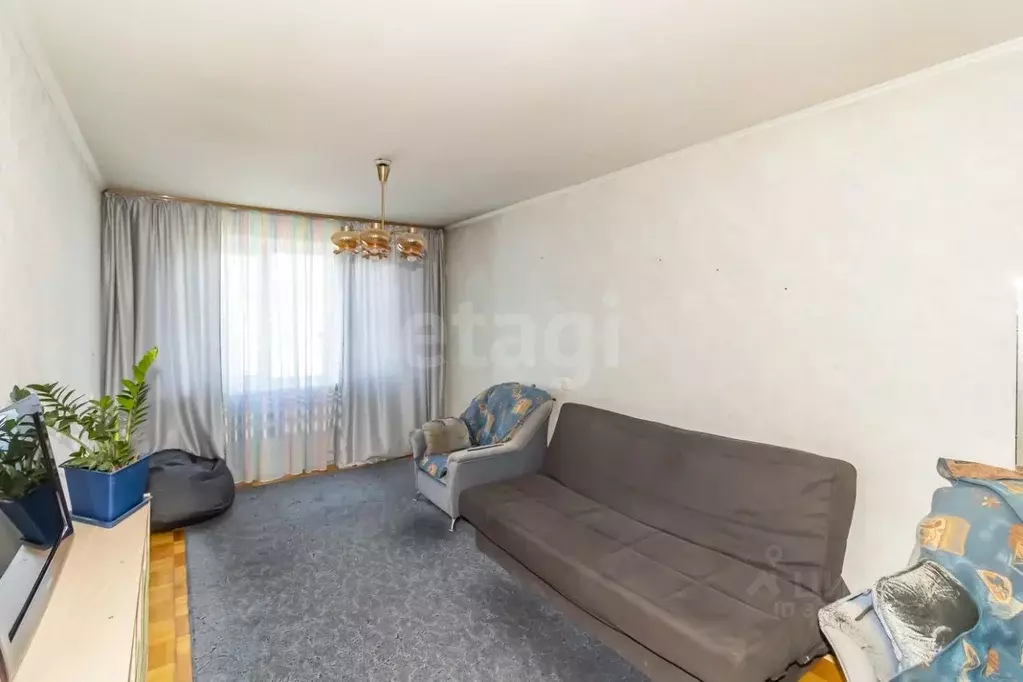 3-к кв. Челябинская область, Челябинск ул. Хохрякова, 8 (65.1 м) - Фото 1