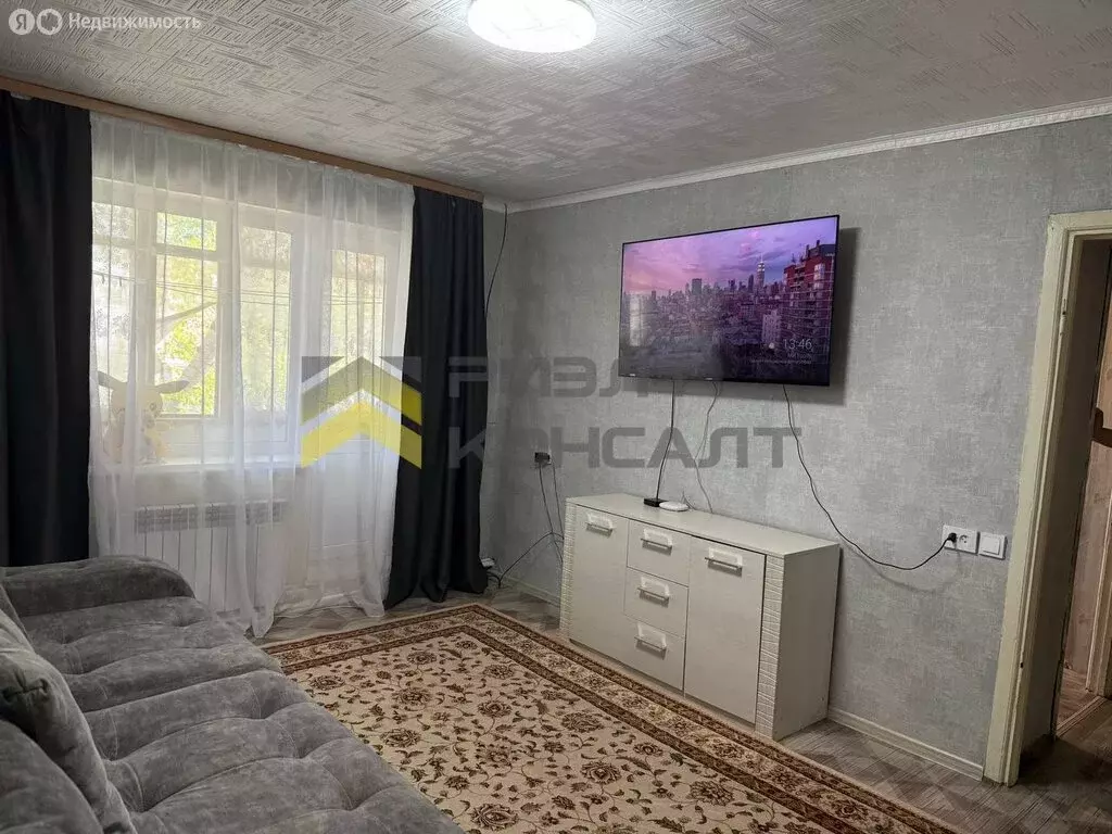 2-комнатная квартира: село Карповка, Советская улица, 18 (50.4 м) - Фото 1