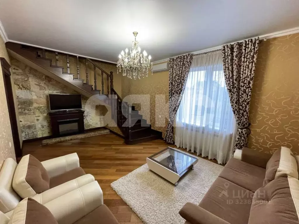 Дом в Краснодарский край, Горячий Ключ Ручейная ул. (210 м) - Фото 2