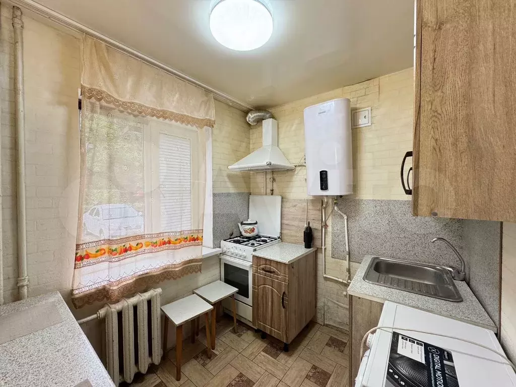3-к. квартира, 55 м, 1/5 эт. - Фото 0