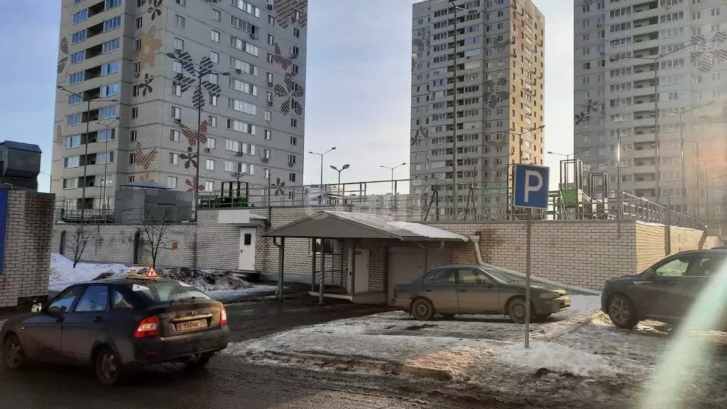 Гараж в Тюменская область, Тюмень Таврическая ул., 9Бс2 (13 м) - Фото 1
