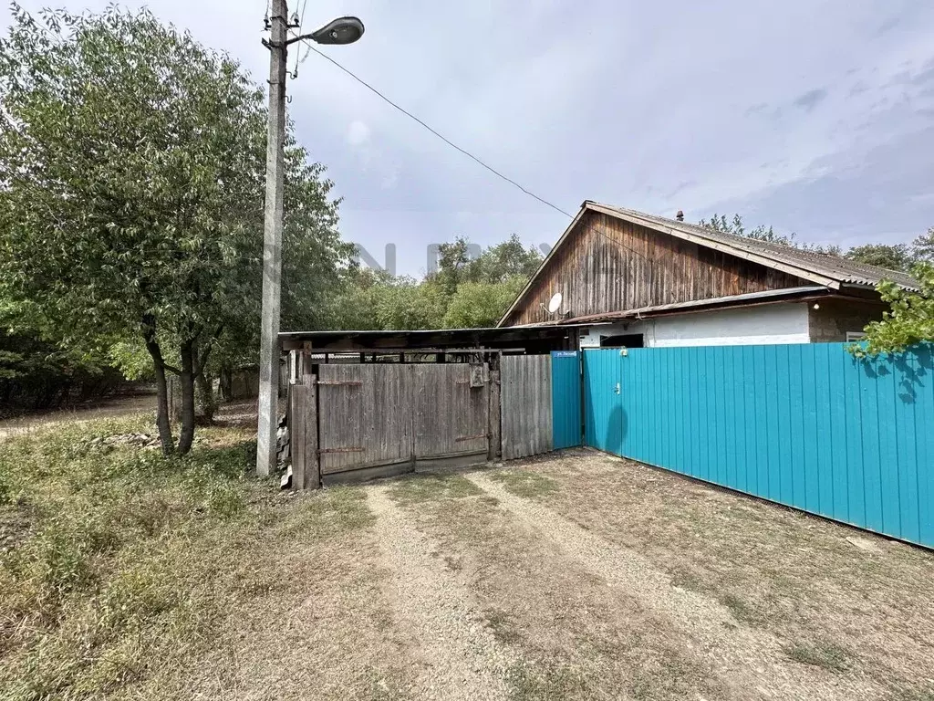 Дом в Адыгея, Гиагинский район, Келермесское с/пос, пос. Лесной ул. ... - Фото 1