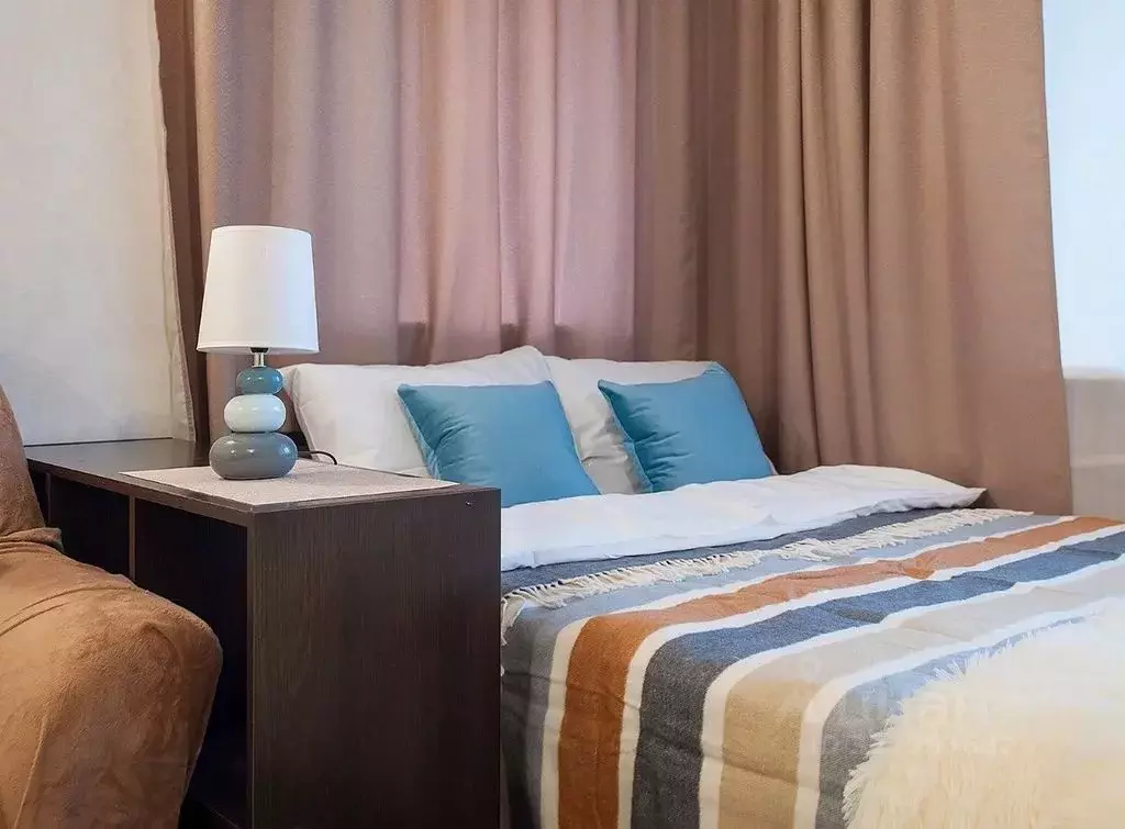 1-к кв. Тюменская область, Тюмень ул. 50 лет Октября, 3к1 (50.0 м) - Фото 1