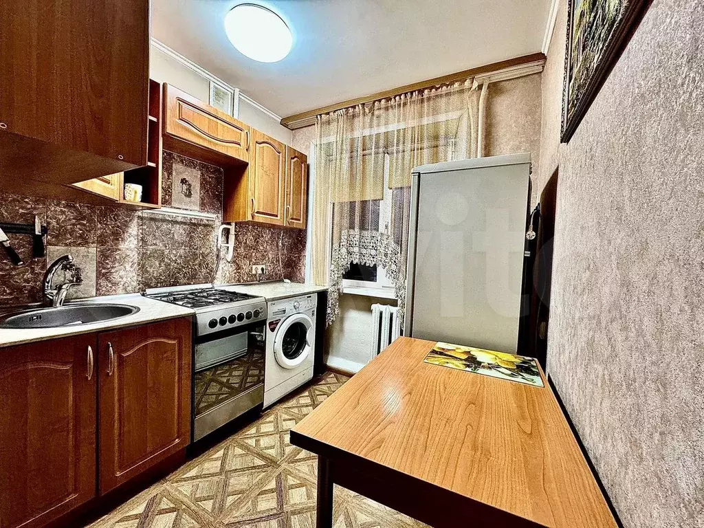 2-к. квартира, 40 м, 1/5 эт. - Фото 0