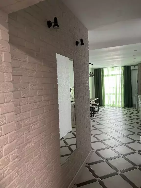 3-к кв. Свердловская область, Екатеринбург ул. Азина, 22/7 (91.0 м) - Фото 0