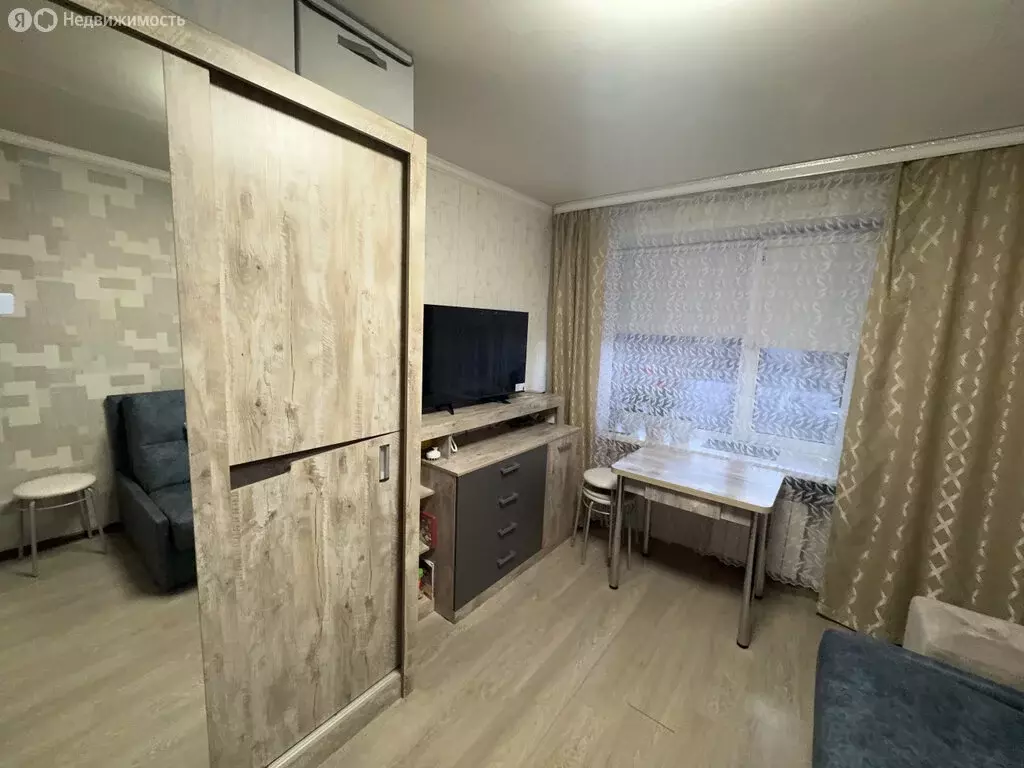 1к в 8-комнатной квартире (15.7 м) - Фото 2