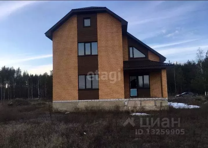 Дом в Липецкая область, Добровский муниципальный округ, с. Большой ... - Фото 0