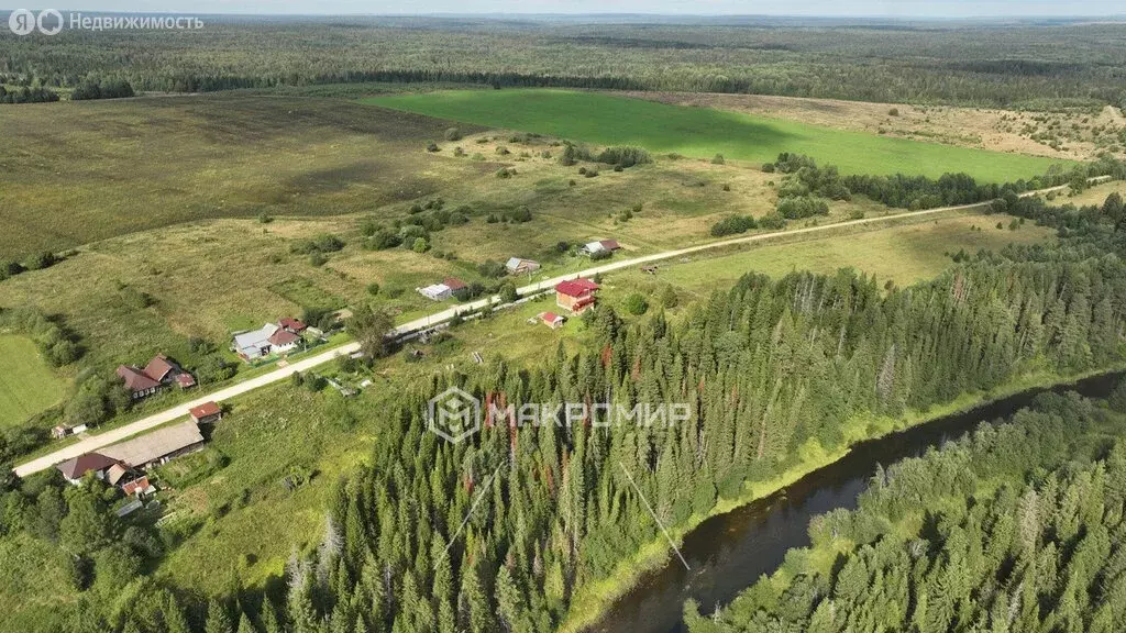 Дом в Пермский край, Берёзовский муниципальный округ, деревня ... - Фото 1
