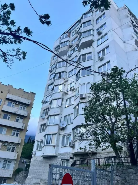 1-к кв. Крым, Ялта ул. Дзержинского, 33к3 (33.0 м) - Фото 1