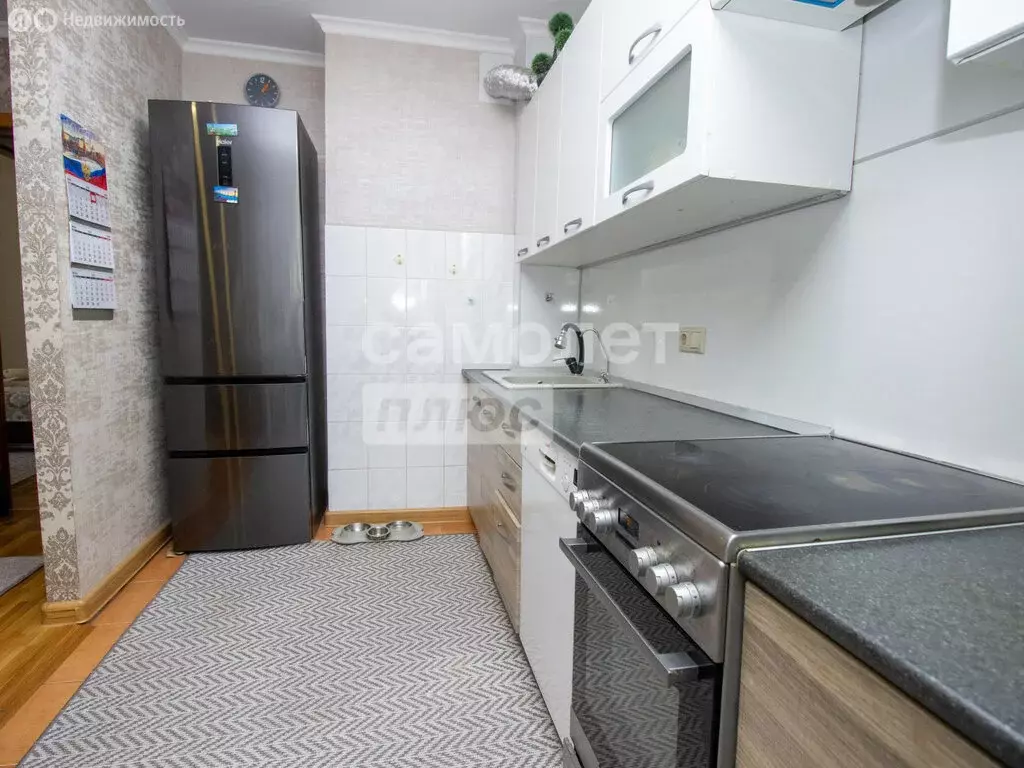 3-комнатная квартира: Ульяновск, улица Робеспьера, 101 (73.16 м) - Фото 1