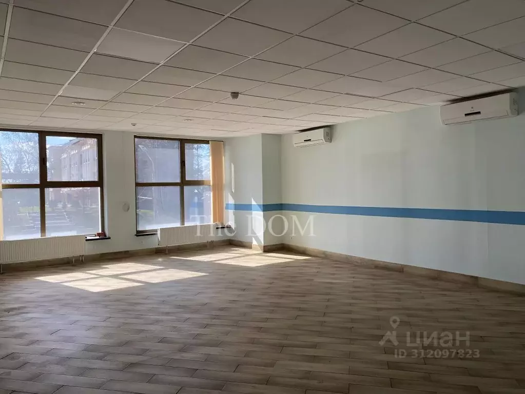 Офис в Омская область, Омск ул. Гагарина, 14 (70 м) - Фото 0