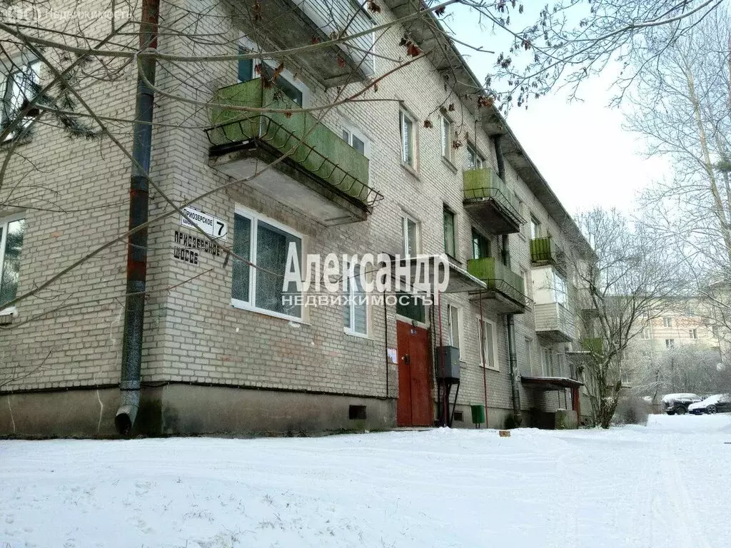 2-комнатная квартира: городской посёлок Кузнечное, Приозерское шоссе, ... - Фото 1